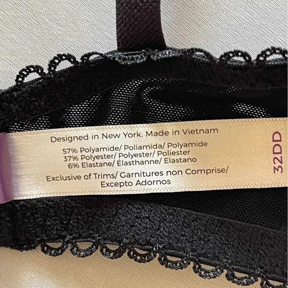 Adore Me Women’s Kimmy Push Up Balconette Black Lace Bra Size 32DD NWT